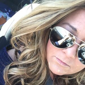 Meet your Posher, Donna